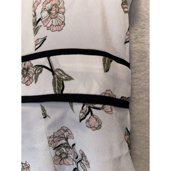 Motherhood Maternity floral Medium Shirt - Picture 7 of 10